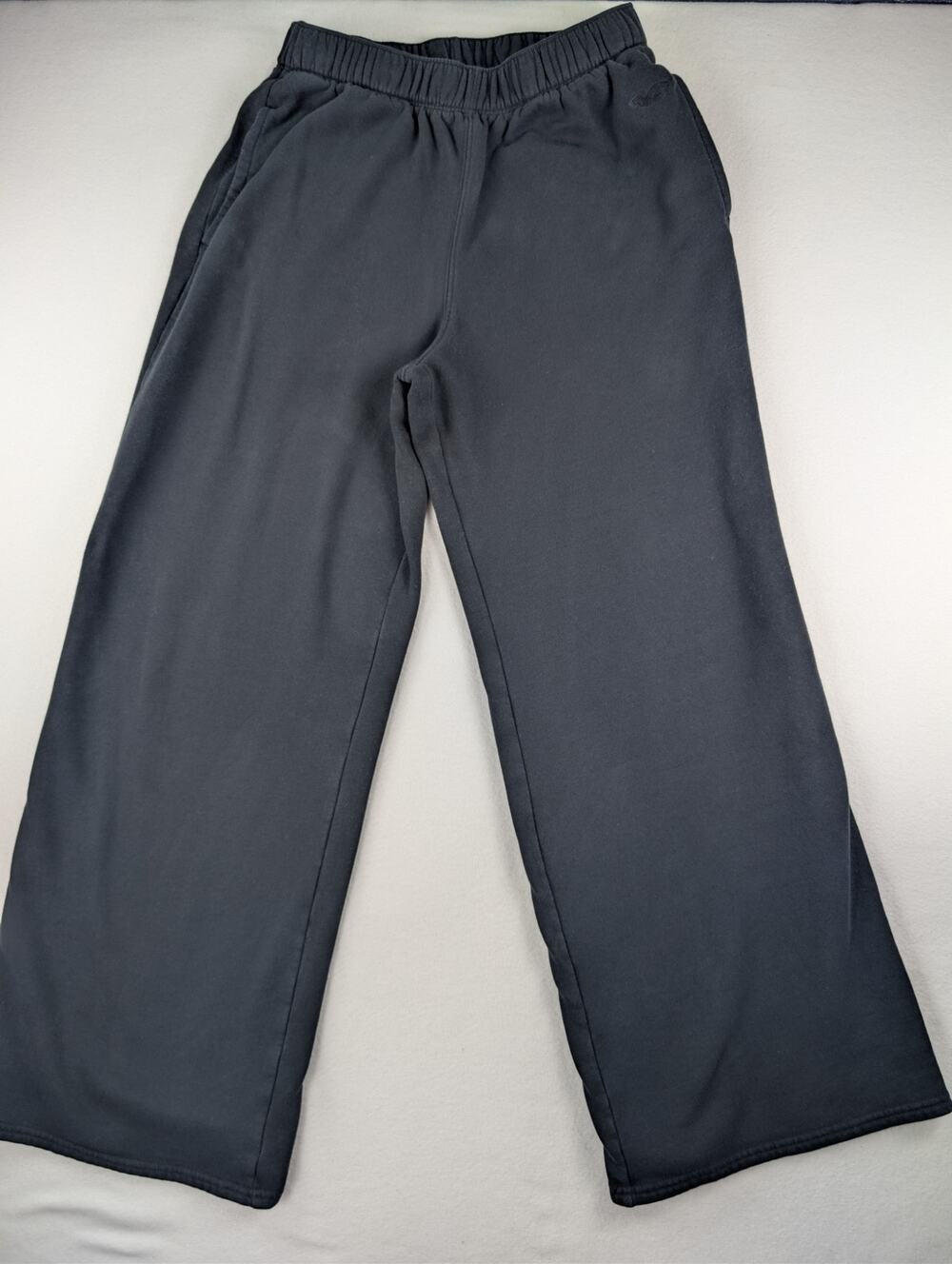 Hollister Ultra High-Rise Wide Leg Sweatpants Women’s Small Black Fleece